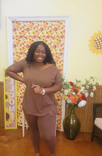 Load image into Gallery viewer, Classy Set- Plus Size
