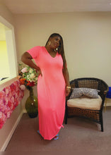 Load image into Gallery viewer, Spring Fling Maxi Dress
